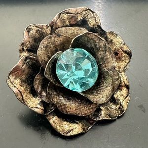 Vintage Flower brooch